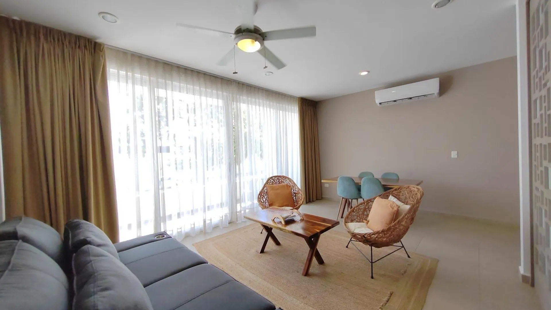 Luxury Apartment Steps From 5Th Av Rooftop Pool By Yeah Playa del Carmen Mexico